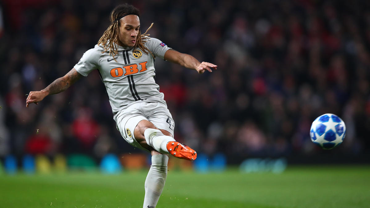 Gladbach Und Eintracht Frankfurt Wollen Kevin Mbabu Vom Bsc Young Boys