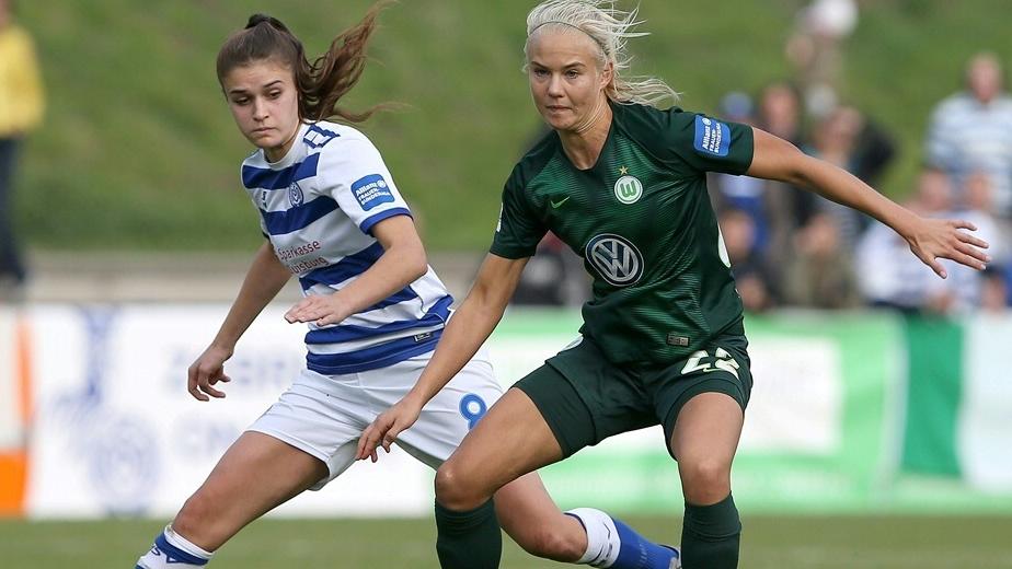 Pernille Harder (r.) erzielt das 4:0 gegen Duisburg Pernille Harder (r.) erzielt das 4:0 gegen Duisburg
