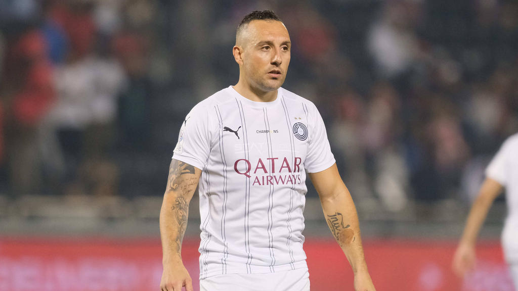 Santi Cazorla lässt seine Karriere bei Al Sadd ausklingen Santi Cazorla lässt seine Karriere bei Al Sadd ausklingen