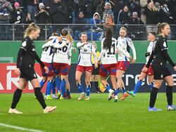 Die Fußballerinnen des HSV werden im Pokal-Halbfinale vor einer nationalen Rekordkulisse spielen