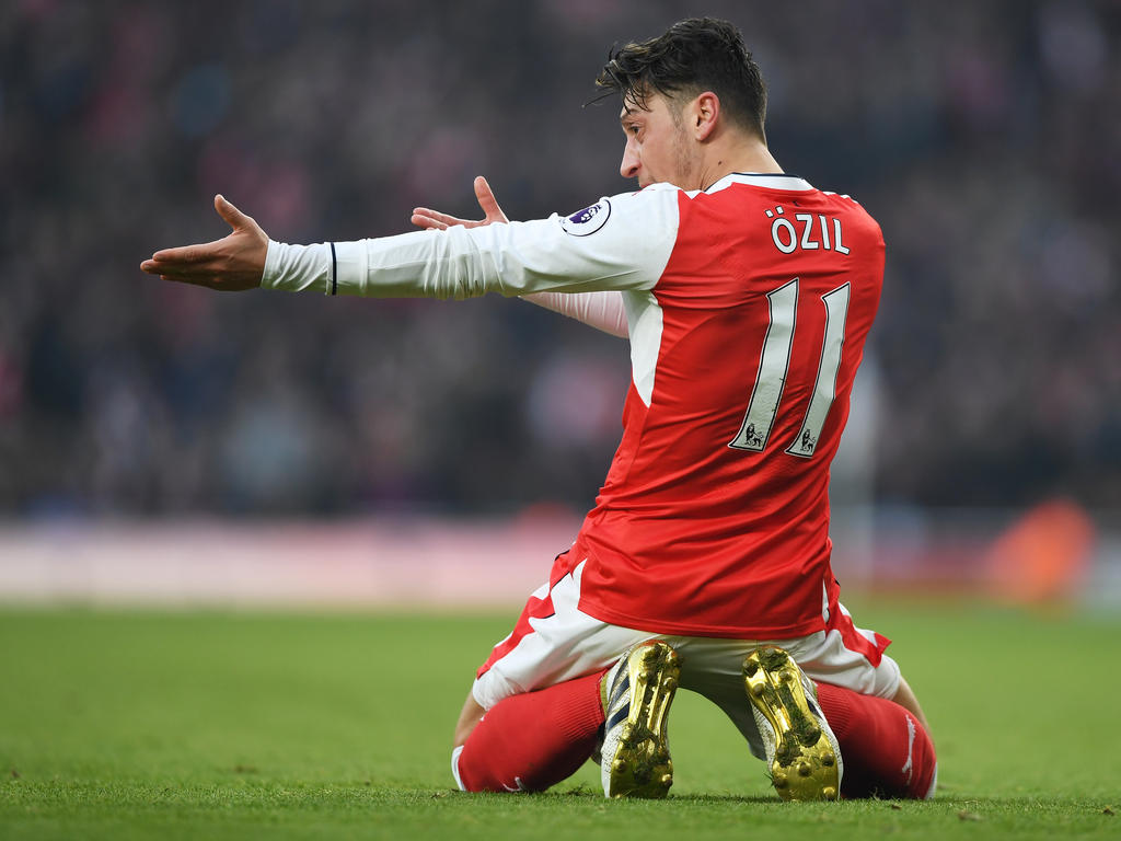 Mesut Özils Vertrag beim Arsenal FC läuft 2018 aus