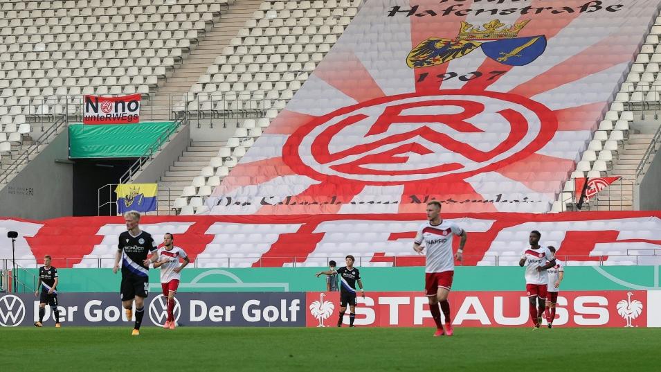 Gegen Bayer Leverkusen: Polizei warnt Essen-Fans vor ...