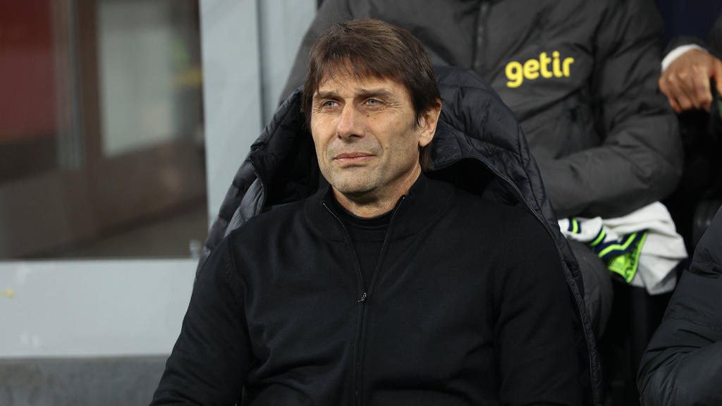 Tottenham muss erstmal ohne Conte an der Seite auskommen Tottenham muss erstmal ohne Conte an der Seite auskommen
