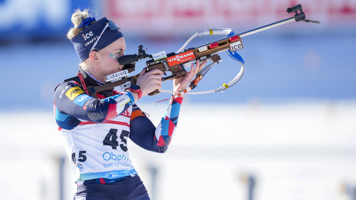 Die norwegische Biathletin Ragnhild Femsteinevik wechselt ihren Ausrüster