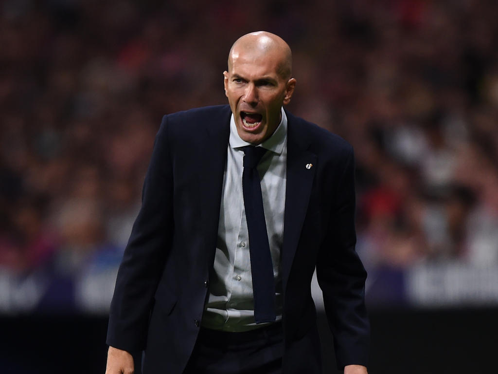 Zidane no ve claro el inicio de temporada de su equipo. Zidane no ve claro el inicio de temporada de su equipo.