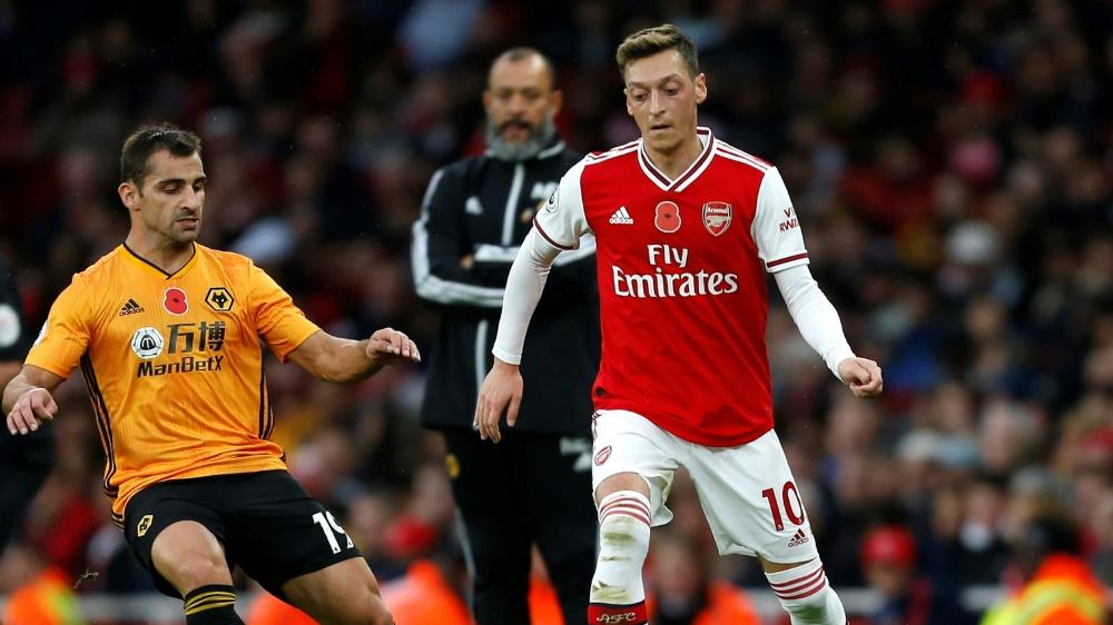 Mesut Özil stand gegen Wolverhampton wieder in der Startelf