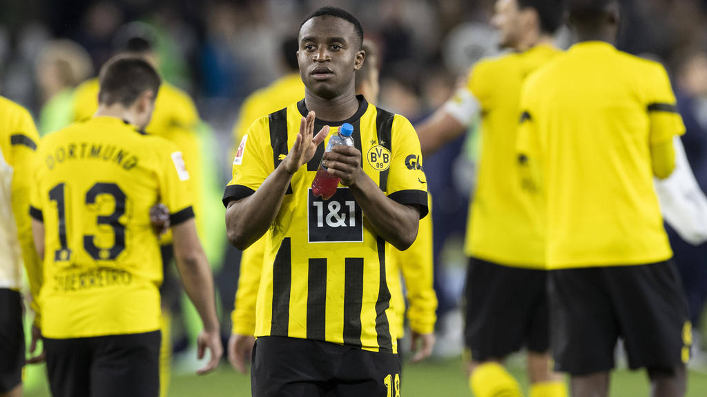 BVB-Youngster Youssoufa Moukoko darf zur Fußball-WM in Katar fahren BVB-Youngster Youssoufa Moukoko darf zur Fußball-WM in Katar fahren