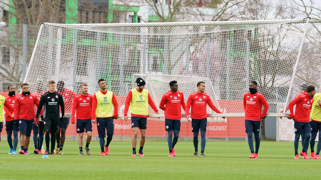 FSV Mainz 05 trainiert privat