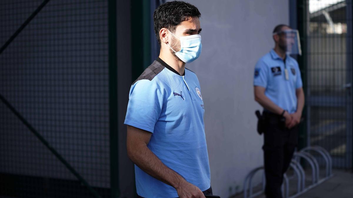 Ex-BVB-Star Ilkay Gündogan mit Corona infiziert Ex-BVB-Star Ilkay Gündogan mit Corona infiziert