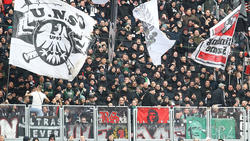 Die Fans von Eintracht Frankfurt dürfen jetzt wohl doch nach Neapel reisen
