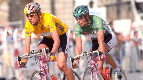 Jan Ullrich (l.) und Erik Zabel waren 1997 absolute Radsport-Stars in Deutschland (Symbolbild)