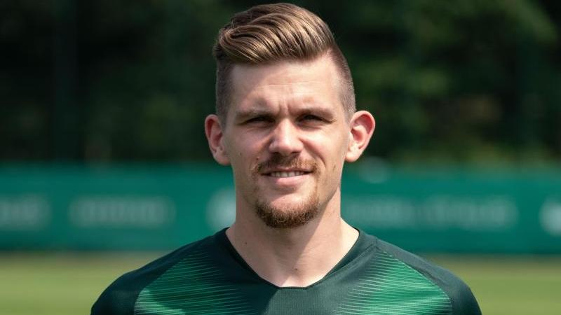 Wechselt zu Hannover 96 in die zweite Bundesliga: Sebastian Jung Wechselt zu Hannover 96 in die zweite Bundesliga: Sebastian Jung