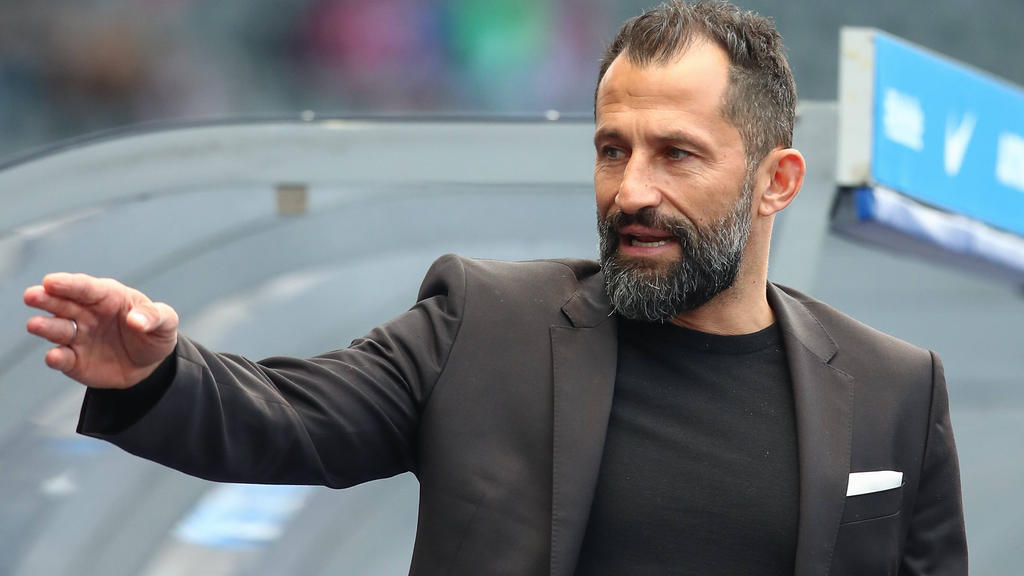 Hasan Salihamidzic will bald einen neuen Keeper für den FC Bayern aus dem Hut zaubern Hasan Salihamidzic will bald einen neuen Keeper für den FC Bayern aus dem Hut zaubern