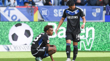 Soichiro Kozuki (r.) trainiert vorerst im Regionalliga-Team des FC Schalke 04