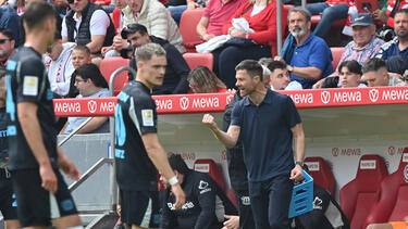 Xabi Alonso und Florian Wirtz könnten auch in der neuen Saison zusammenarbeiten