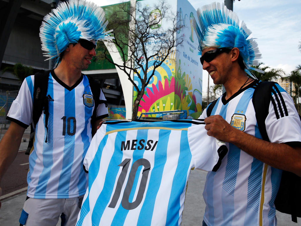 Аргентина язык. Аргентина дети. 2014 Argentina Fans Maracana. Национальный язык Аргентины.