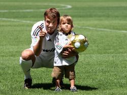 Damian begleitete seinen berühmten Vater 2008 bereits auf den Rasen von Real Madrid