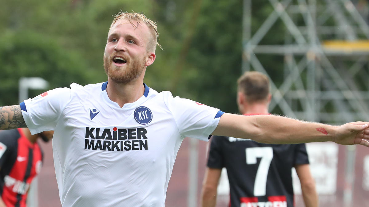 Hofmann war der Matchwinner für den KSC Hofmann war der Matchwinner für den KSC