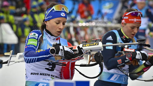 Für Anais Chevalier-Bouchet (l.) war der Biathlon-Weltcup in Oslo der Letzte ihrer Karriere