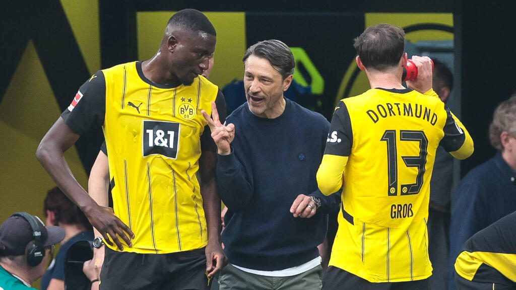 Niko Kovac (M.) soll den BVB noch in die Königsklasse führen Niko Kovac (M.) soll den BVB noch in die Königsklasse führen