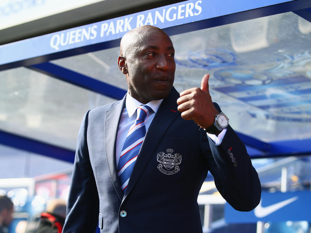 QPR-Coach Chris Ramsey zeigt sich während eines Premier-League-Vergleichs der Rangers mit Newcastle zufrieden (16.05.2015).