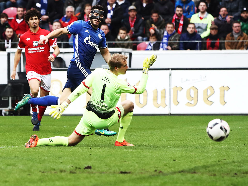 El bosnio Kolasinac marcó el único gol del partido. (Foto: Getty)