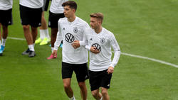 Marco Reus (r.) würde Kai Havertz gerne beim BVB sehen