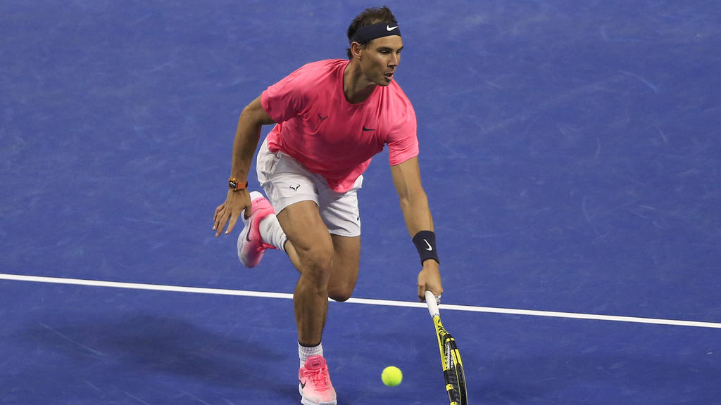 Spaniens Tennis-Star Rafael Nadal hat sich bei all den "Helden" im Gesundheitswesen bedankt Spaniens Tennis-Star Rafael Nadal hat sich bei all den "Helden" im Gesundheitswesen bedankt