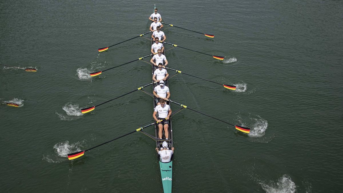 Der Deutschland-Achter ist wieder im Training Der Deutschland-Achter ist wieder im Training