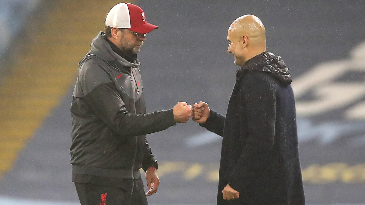 Jürgen Klopp (l.) und Pep Guardiola begrüßen die Pläne zur Fanrückkehr Jürgen Klopp (l.) und Pep Guardiola begrüßen die Pläne zur Fanrückkehr
