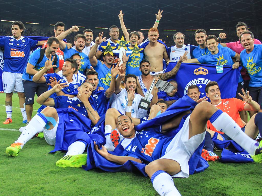 Die Spieler von Cruzeiro Belo Horizonte feiern