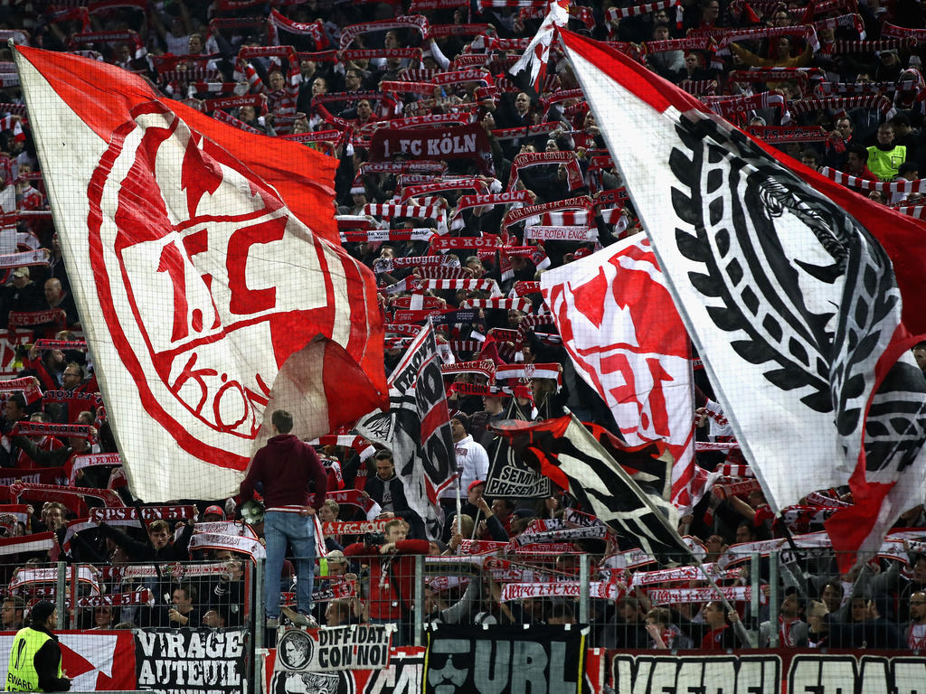 Fans des 1. FC Köln lieferten sich eine Auseinandersetzung mit Eintracht-Anhängern