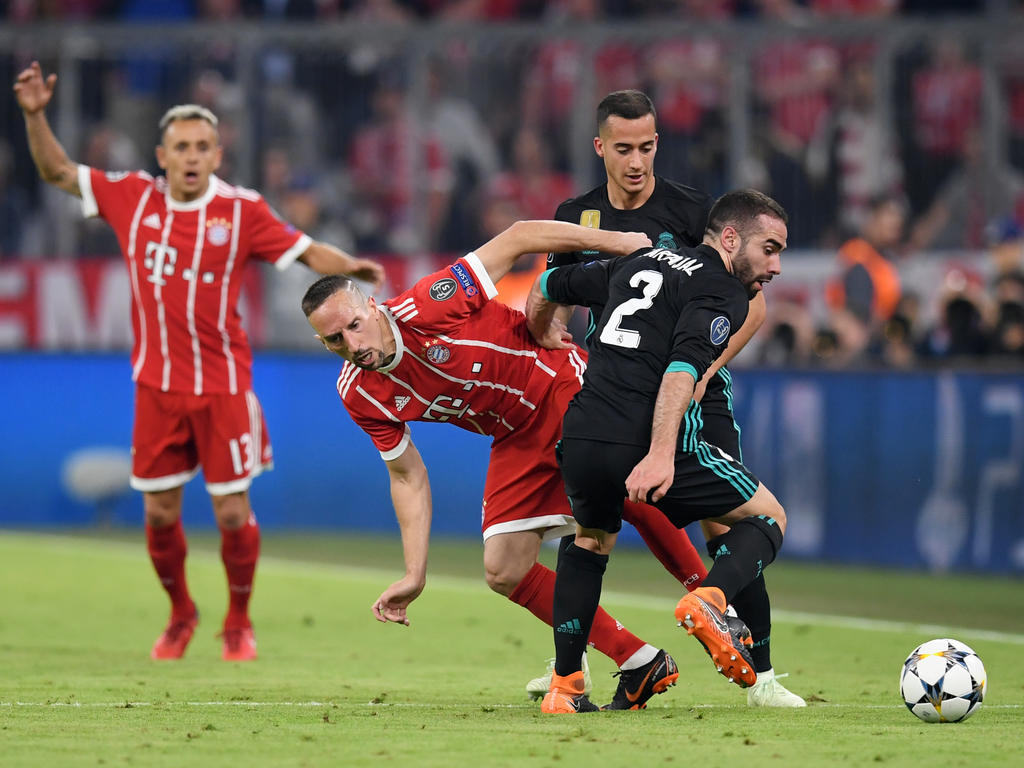 Dani Carvajal (r.) leistete sich mit Bayerns Franck Ribéry ein heißes Duell