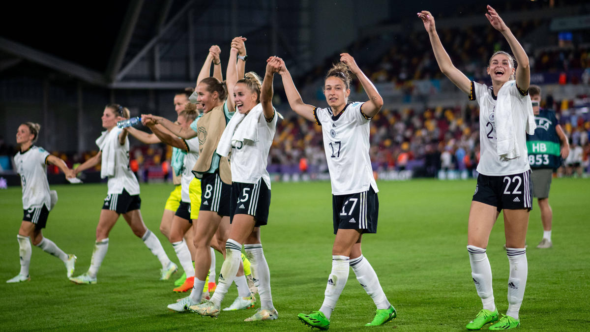 Deutsche Fans rechnen mit EM-Finale der DFB-Frauen