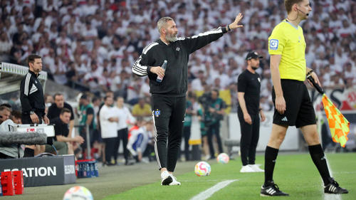HSV-Coach Tim Walter gibt sich vor dem Rückspiel gegen den VfB Stuttgart kämpferisch