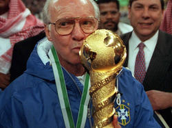 Zagallo ganó el Mundial 1998 como seleccionador de Brasil. (Foto: Getty)
