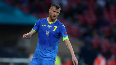 Andriy Yarmolenko tritt mit der ukrainischen Nationalmannschaft in den WM-Playoffs an