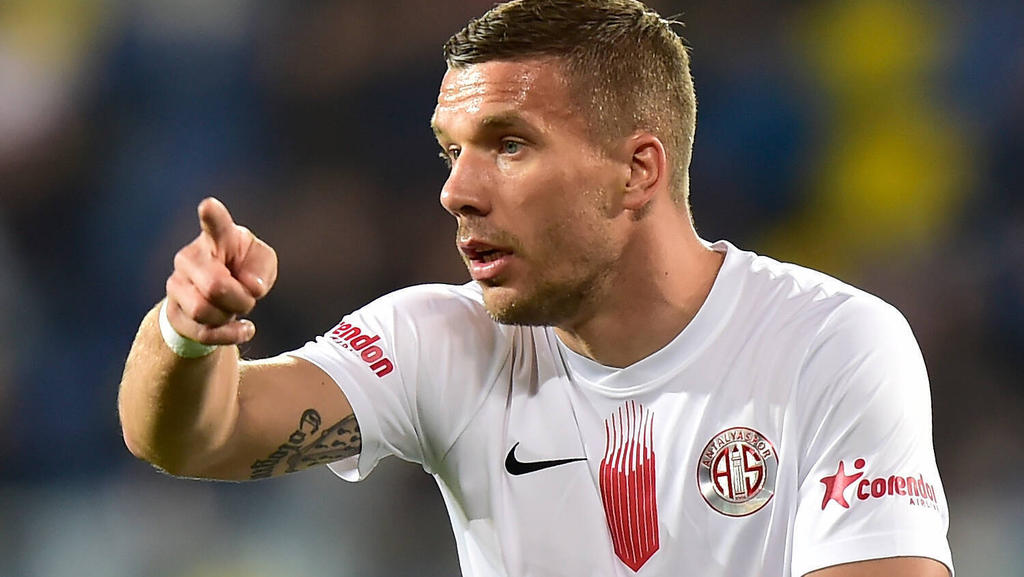 Lukas Podolski richtet Appell an seine Mitmenschen