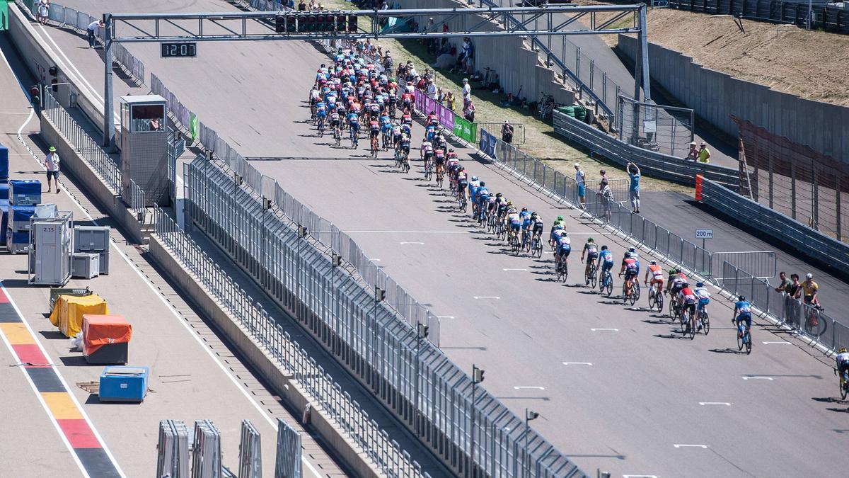 Auf dem Sachsenring ging es Sonntag endlich wieder heiß her Auf dem Sachsenring ging es Sonntag endlich wieder heiß her