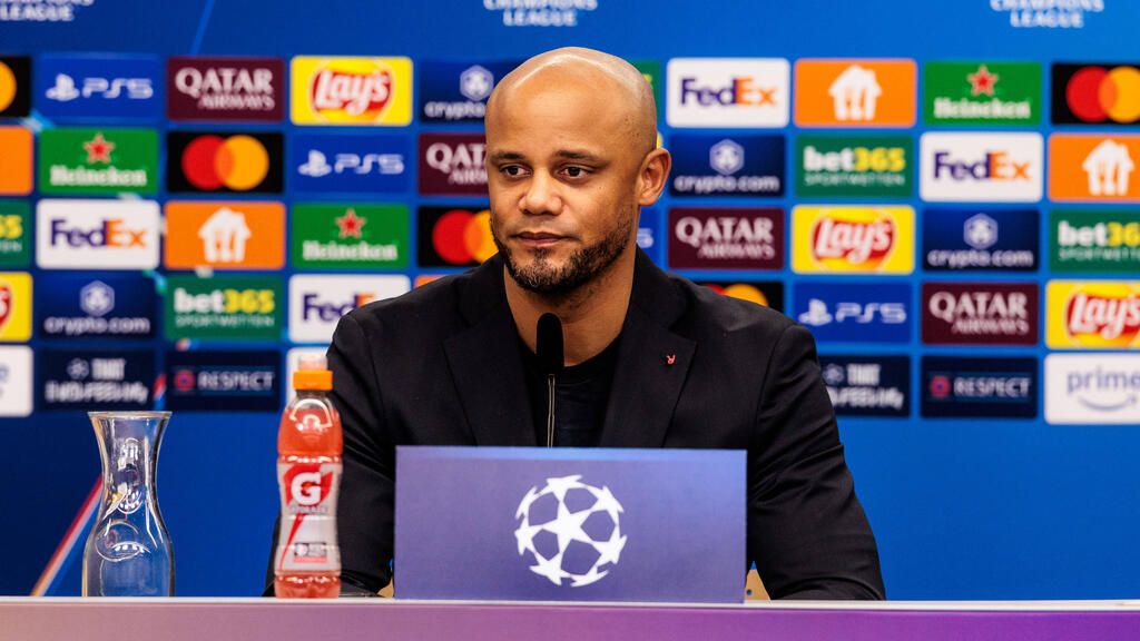Vincent Kompany vom FC Bayern hat sich zu Florian Wirtz geäußert Vincent Kompany vom FC Bayern hat sich zu Florian Wirtz geäußert