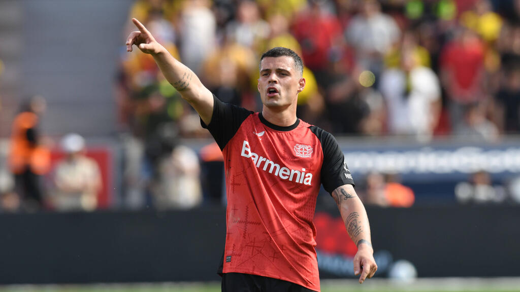 Granit Xhaka wird mit einem Abgang von Bayer Leverkusen in Verbindung gebracht Granit Xhaka wird mit einem Abgang von Bayer Leverkusen in Verbindung gebracht