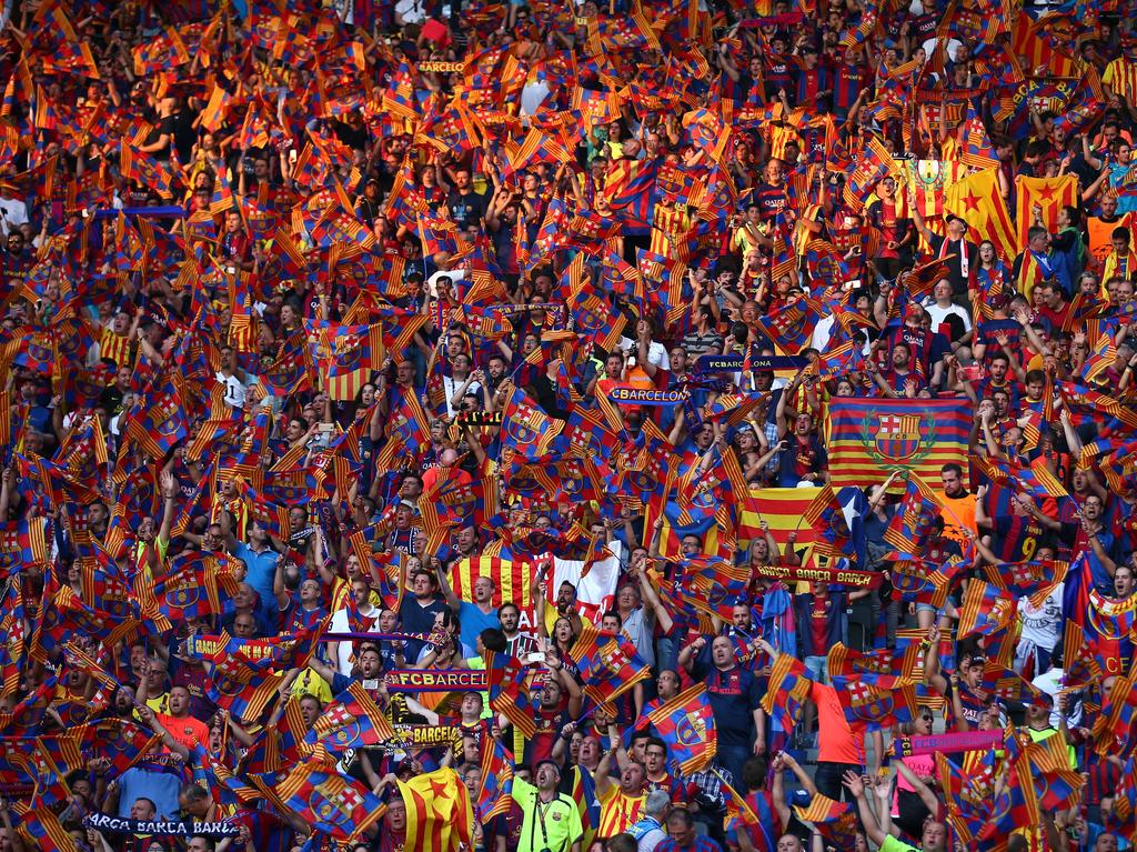 Aficionados del FC Barcelona apoyando a su equipo en Berlín. (Foto: Getty)