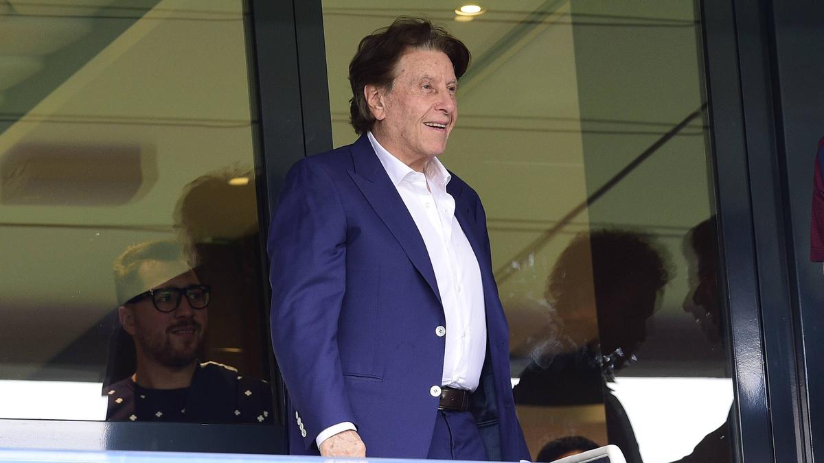 Pini Zahavi verhandelt über eine Verlängerung von David Alaba beim FC Bayern Pini Zahavi verhandelt über eine Verlängerung von David Alaba beim FC Bayern
