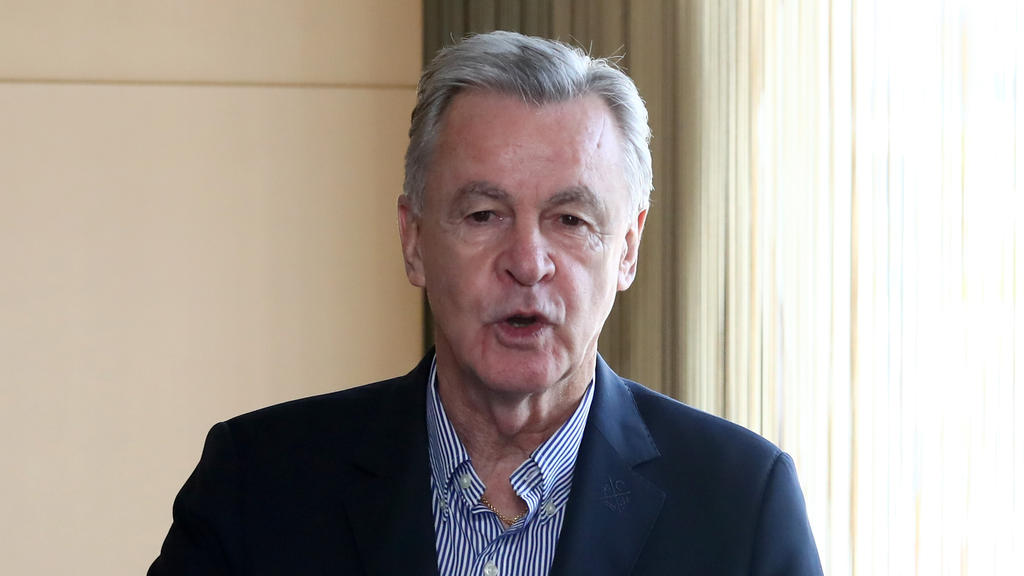 Blickt kritisch auf den FC Bayern: Ottmar Hitzfeld Blickt kritisch auf den FC Bayern: Ottmar Hitzfeld