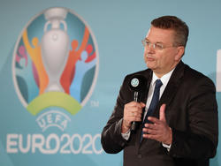 DFB-Boss Grindel hat einen Design-Wettbewerb angekündigt