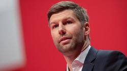 Thomas Hitzlsperger will in Kürze einen neuen Cheftrainer vorstellen