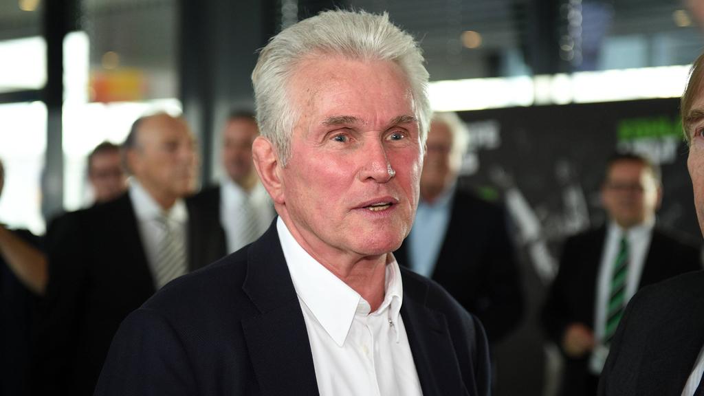 Jupp Heynckes appelliert in der Krise an den Gemeinsinn Jupp Heynckes appelliert in der Krise an den Gemeinsinn