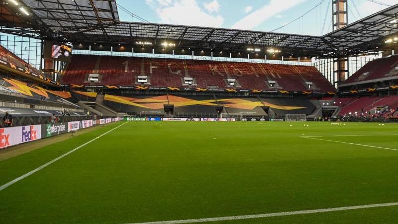 Der 1. FC Köln hofft auf eine Kulisse von mehreren Tausend Zuschauern Der 1. FC Köln hofft auf eine Kulisse von mehreren Tausend Zuschauern
