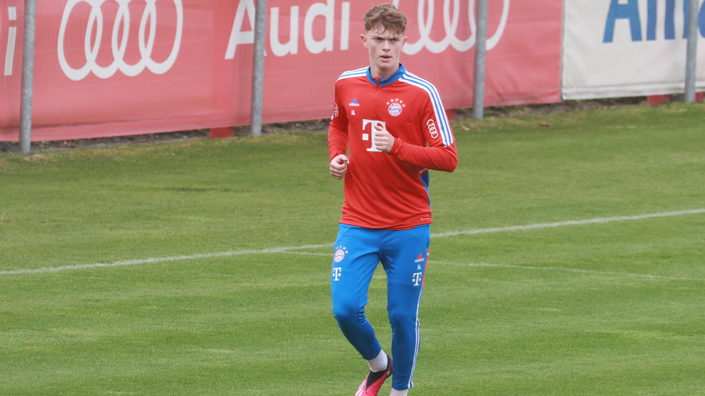 Paul Wanner auf dem Trainingsgelände des FC Bayern