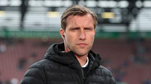 Frankfurts Sportdirektor Markus Krösche hofft auf den DFB-Pokalsieg am Samstag